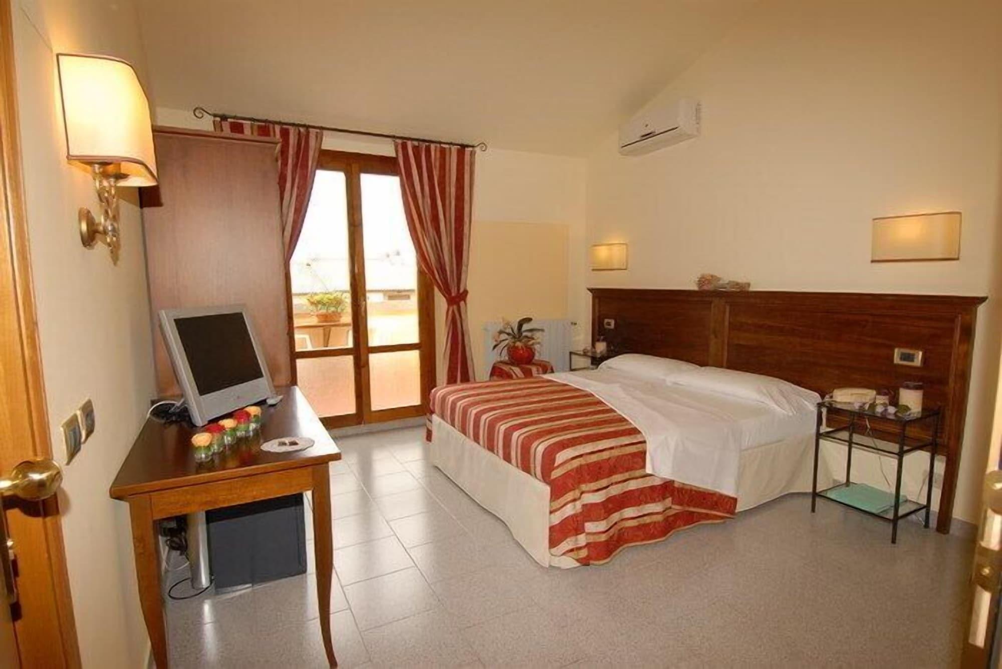 Hotel Le Volpaie 3*